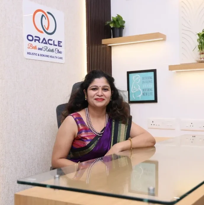 Dr Pallavi Tekale Deshpande, experienced gynecologist and obstetrician in Pune at Oracle Birth and Rebirth Clinic